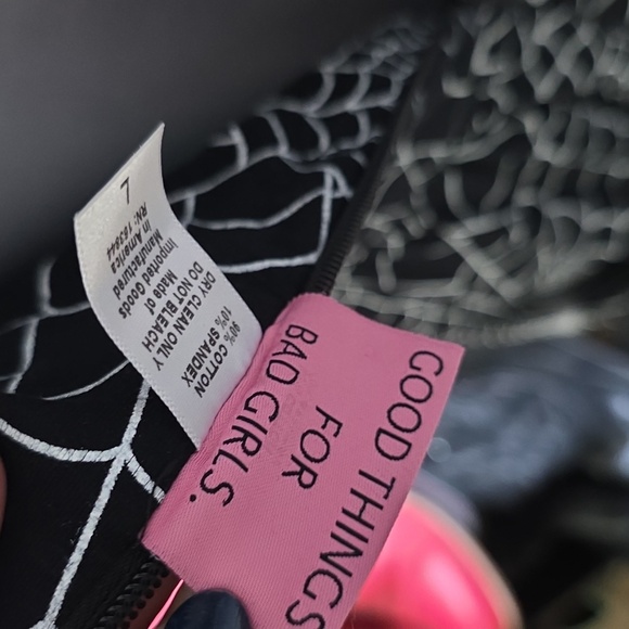 Wicked Swing Dress in Vintage Spiderweb Print - Vixen by Micheline Pitt LARGE - Picture 8 of 8